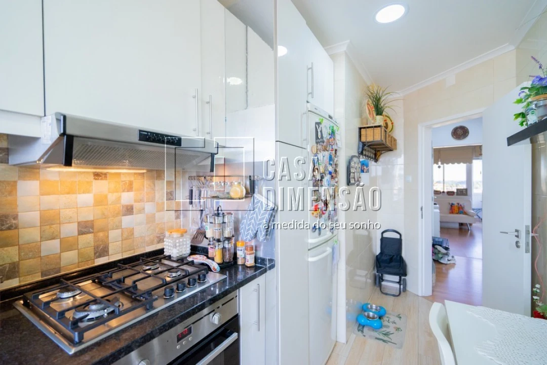 Apartamento T2 para Venda em Algés, Linda-A-Velha e Cruz Quebrada-Dafundo Foto 23
