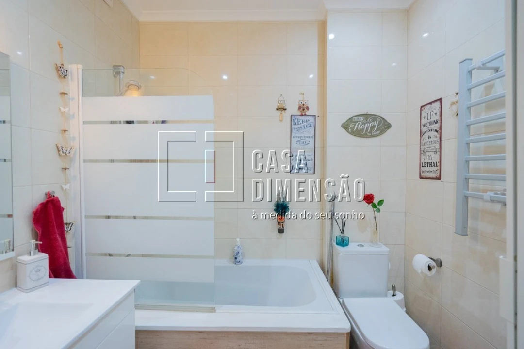 Apartamento T2 para Venda em Algés, Linda-A-Velha e Cruz Quebrada-Dafundo Foto 46