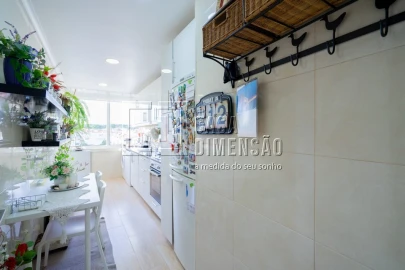 Apartamento T2 para Venda em Algés, Linda-A-Velha e Cruz Quebrada-Dafundo