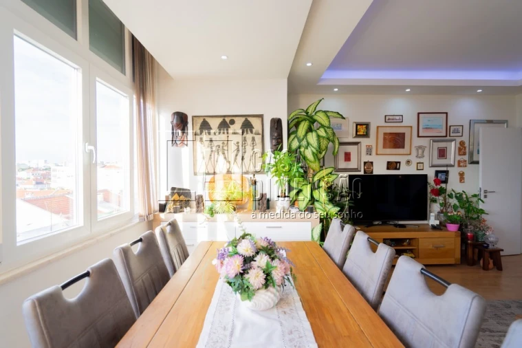 Apartamento T2 para Venda em Algés, Linda-A-Velha e Cruz Quebrada-Dafundo Foto 8