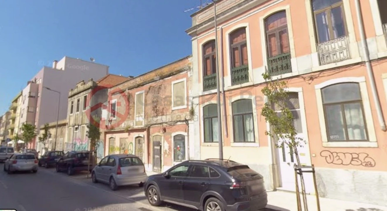 Prédio para Venda em Barreiro e Lavradio Foto 1