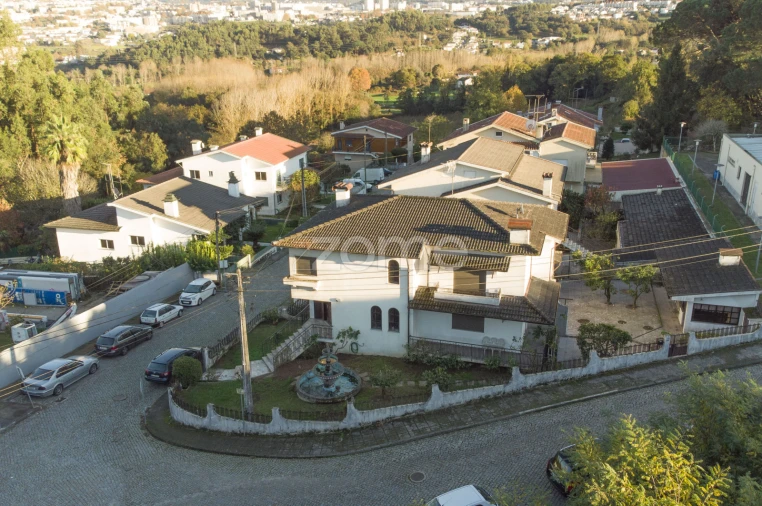 Moradia T4 para Venda em Real, Dume e Semelhe Foto 36