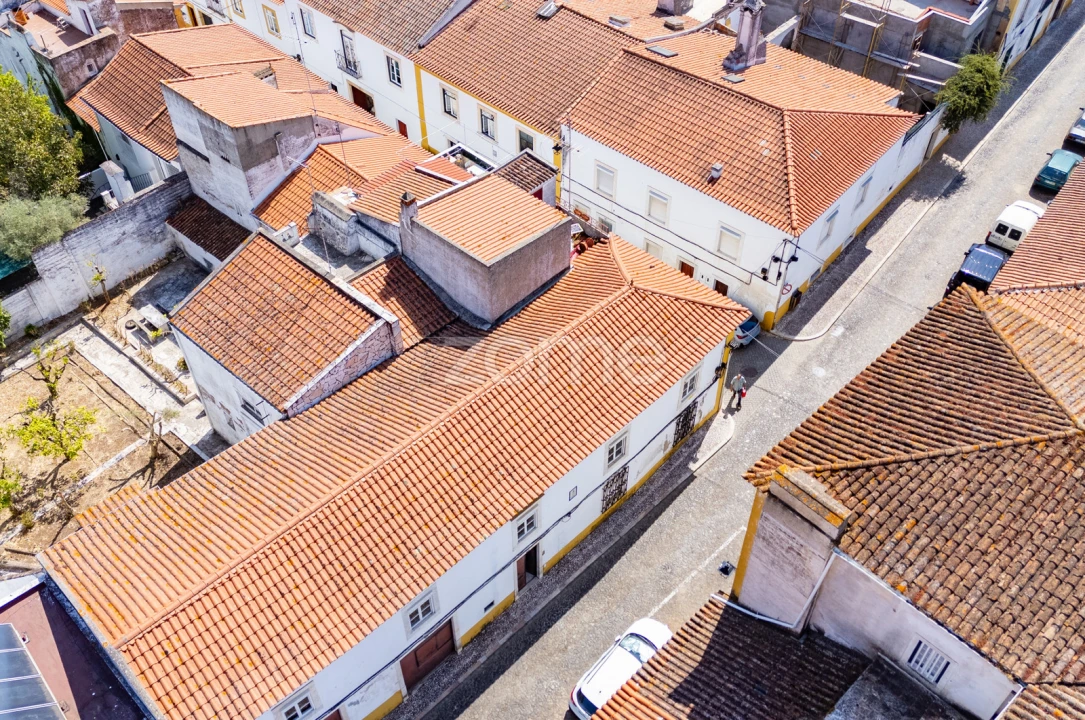 Moradia T10 para Venda em Nossa Senhora da Conceição e São Bartolomeu Foto 3