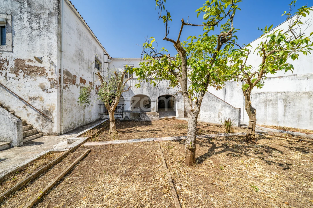 Moradia T10 para Venda em Nossa Senhora da Conceição e São Bartolomeu Foto 58