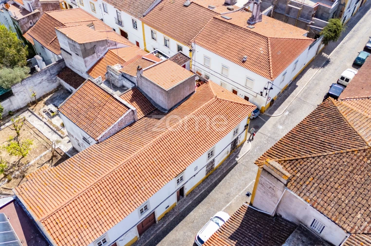 Moradia T10 para Venda em Nossa Senhora da Conceição e São Bartolomeu Foto 3