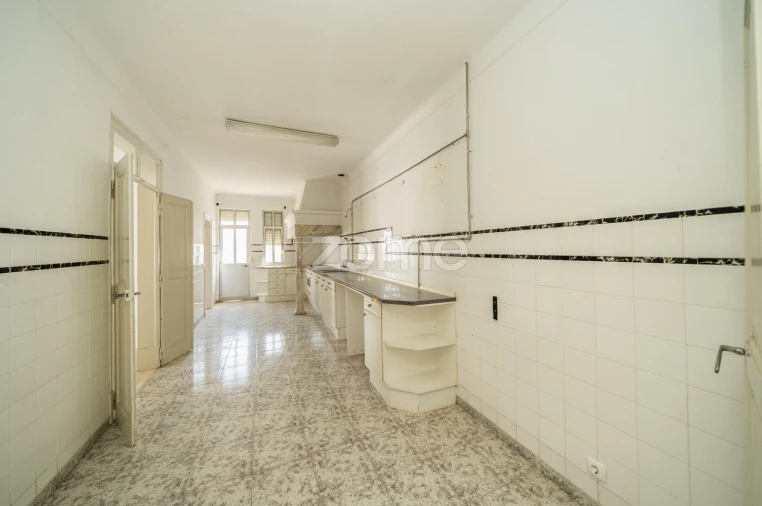 Moradia T10 para Venda em Nossa Senhora da Conceição e São Bartolomeu Foto 38