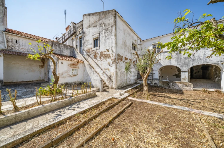 Moradia T10 para Venda em Nossa Senhora da Conceição e São Bartolomeu Foto 57