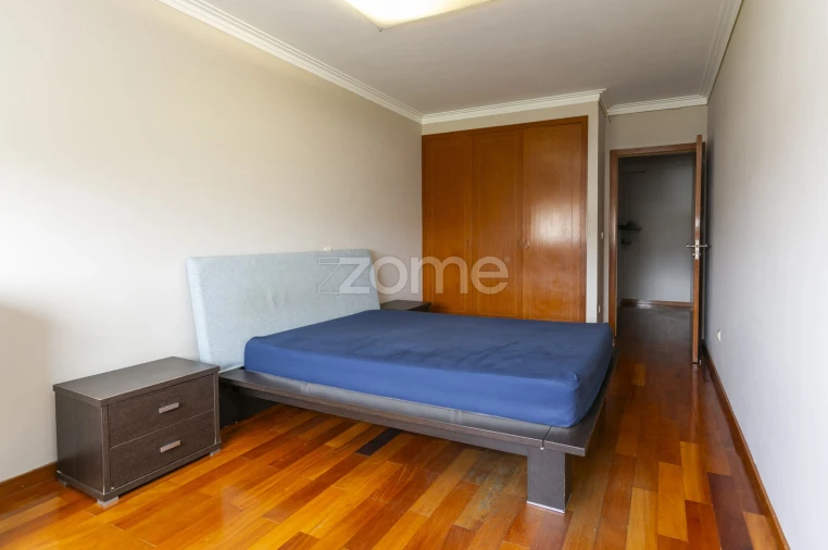 Apartamento T3 para Arrendamento em Custóias, Leça do Balio e Guifões Foto 23