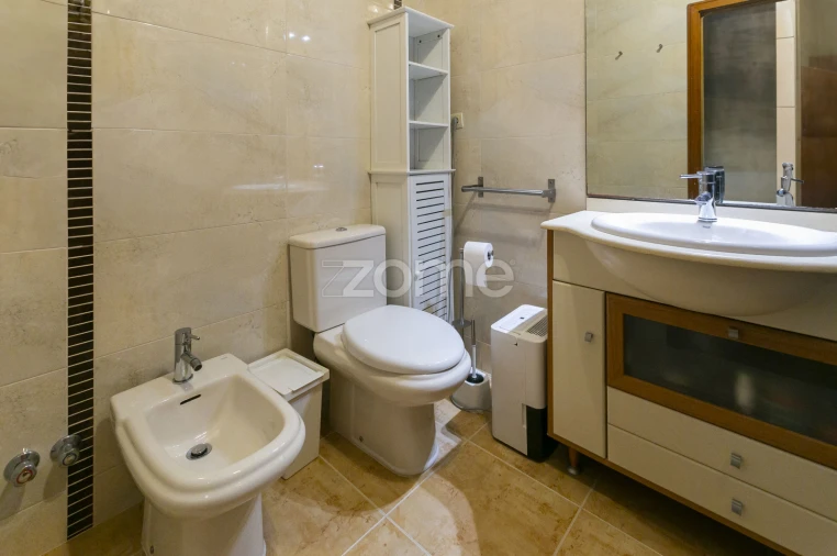 Apartamento T3 para Arrendamento em Custóias, Leça do Balio e Guifões Foto 32