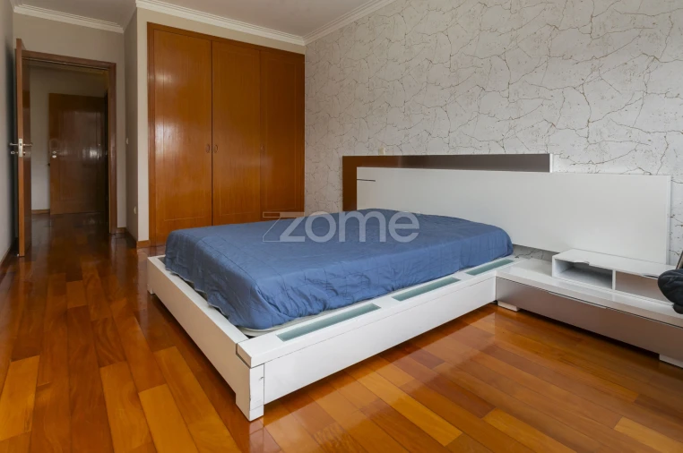 Apartamento T3 para Arrendamento em Custóias, Leça do Balio e Guifões Foto 33