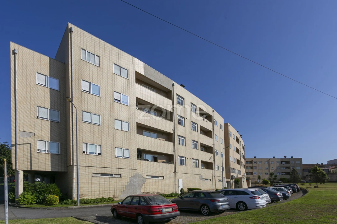 Apartamento T3 para Arrendamento em Custóias, Leça do Balio e Guifões Foto 1