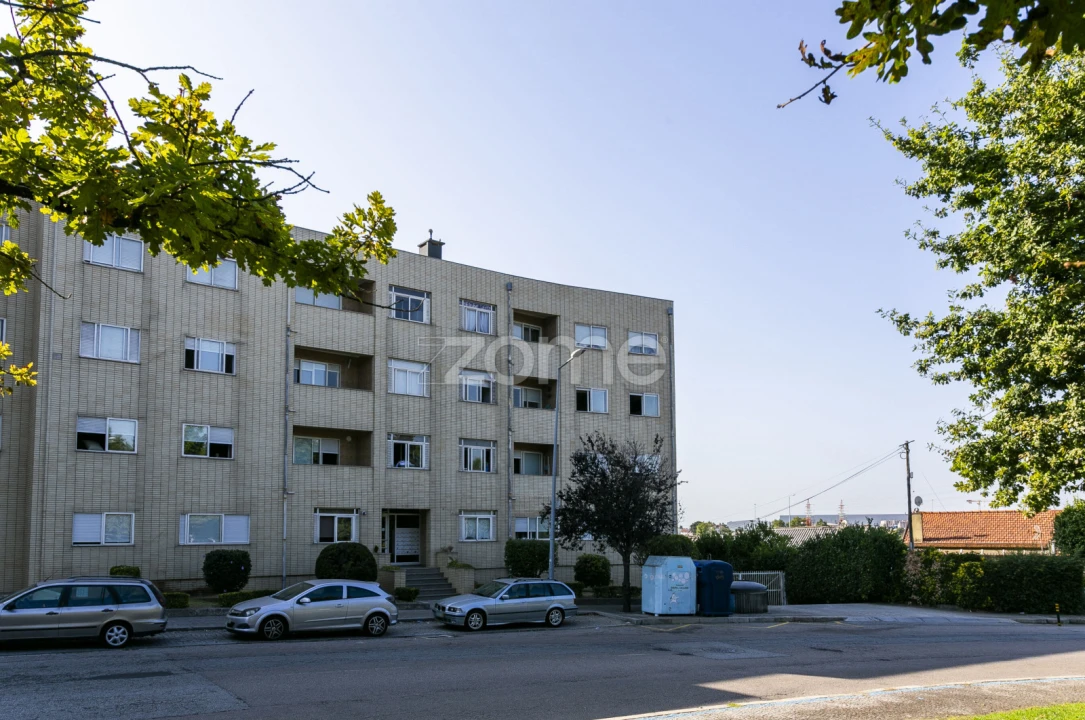 Apartamento T3 para Arrendamento em Custóias, Leça do Balio e Guifões Foto 2