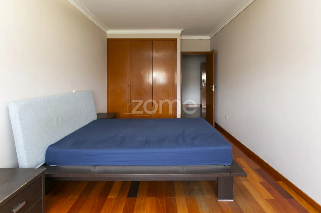 Apartamento T3 para Arrendamento em Custóias, Leça do Balio e Guifões Foto 22