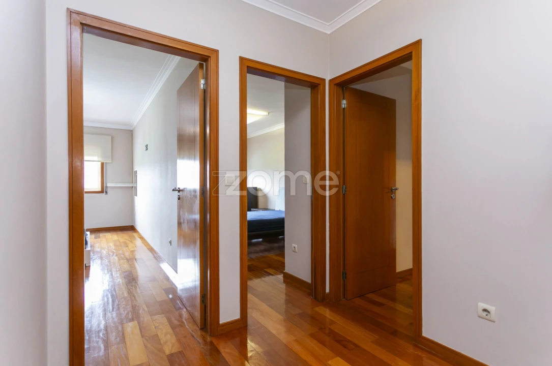 Apartamento T3 para Arrendamento em Custóias, Leça do Balio e Guifões Foto 21