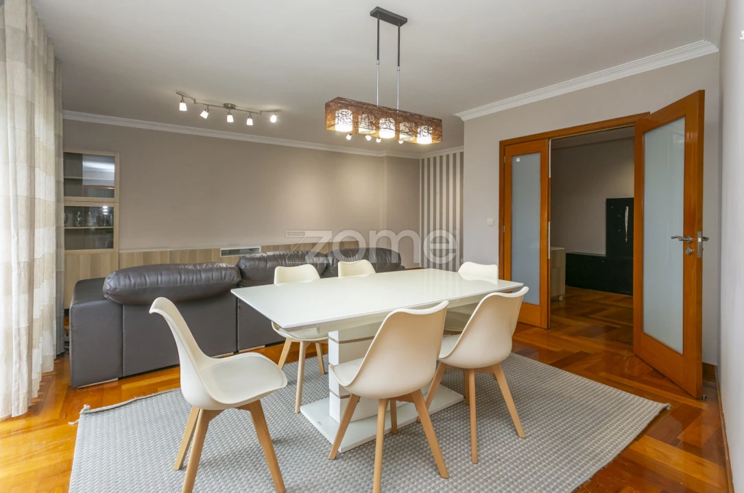 Apartamento T3 para Arrendamento em Custóias, Leça do Balio e Guifões Foto 8