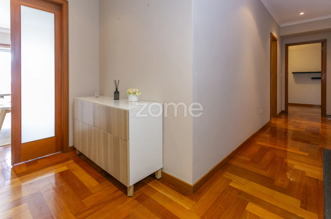 Apartamento T3 para Arrendamento em Custóias, Leça do Balio e Guifões Foto 3