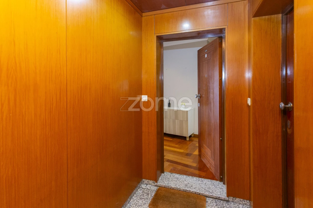 Apartamento T3 para Arrendamento em Custóias, Leça do Balio e Guifões Foto 37