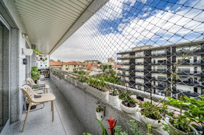 Apartamento T4 para Venda em São Vitor (Braga)
