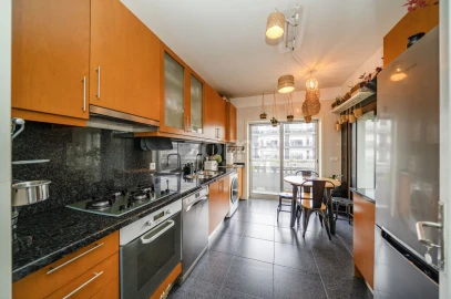 Apartamento T4 para Venda em São Vitor (Braga)