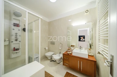 Apartamento T4 para Venda em São Vitor (Braga)