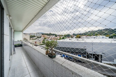 Apartamento T4 para Venda em São Vitor (Braga)