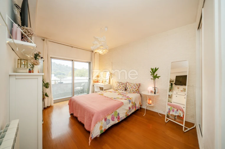 Apartamento T4 para Venda em São Vitor (Braga)