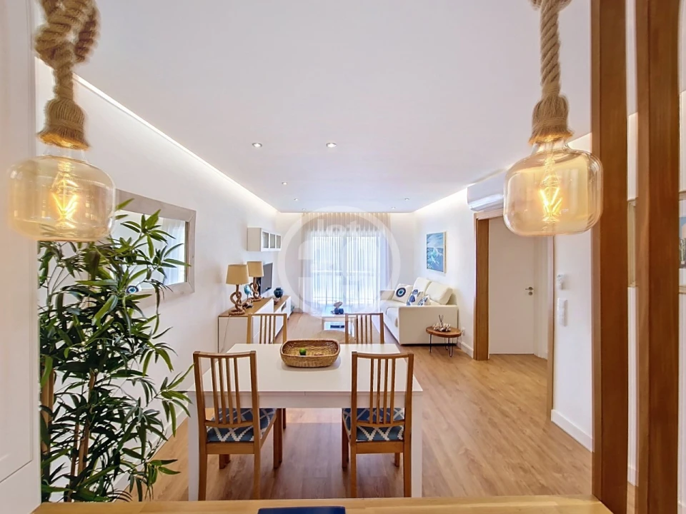 Apartamento T1 para Venda em Guia Foto 8