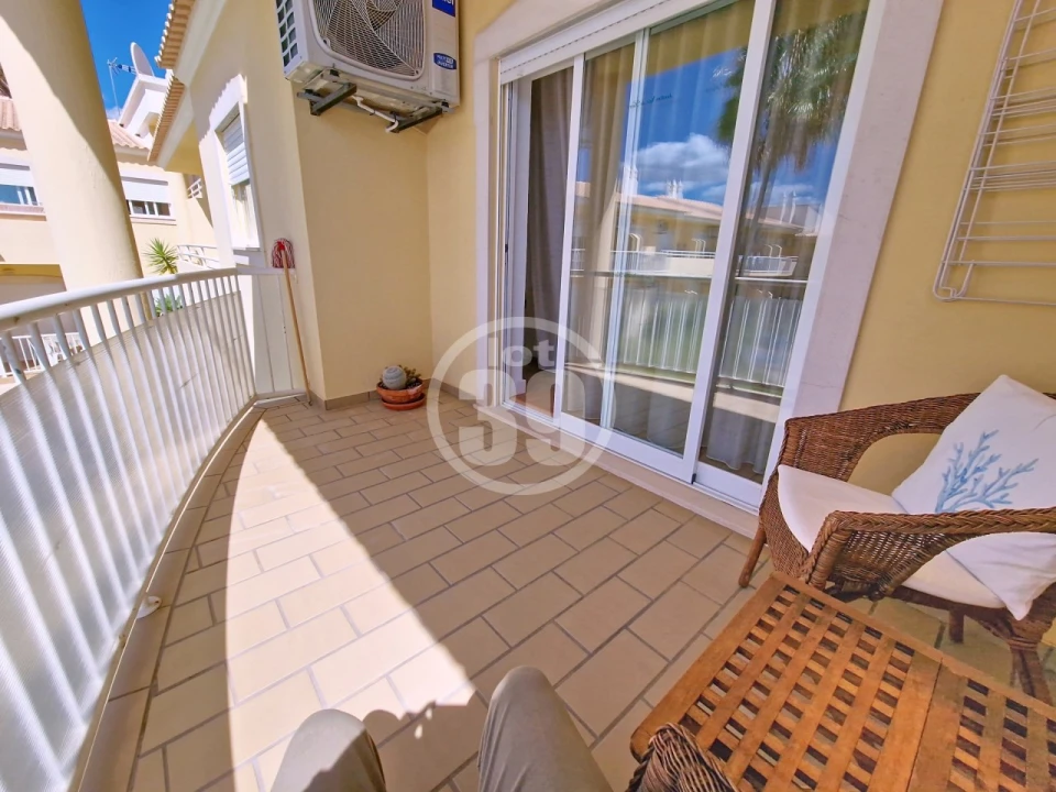 Apartamento T1 para Venda em Guia Foto 18