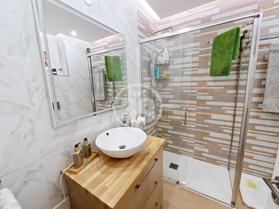 Apartamento T1 para Venda em Guia Foto 21