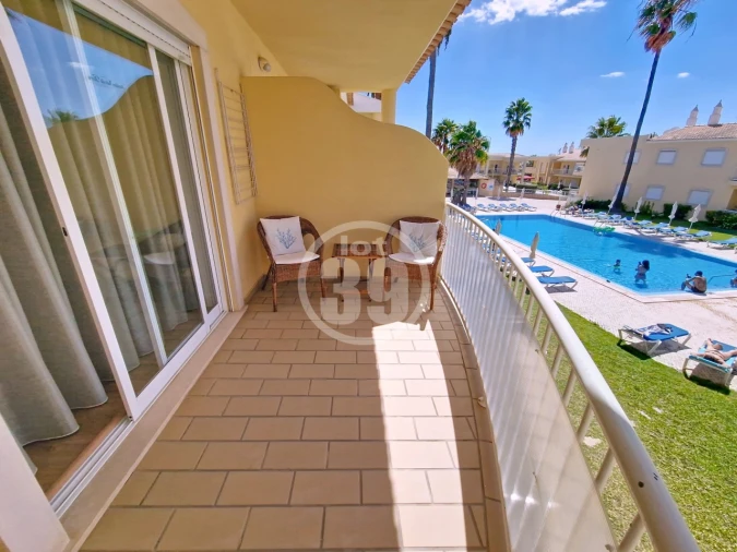 Apartamento T1 para Venda em Guia Foto 17