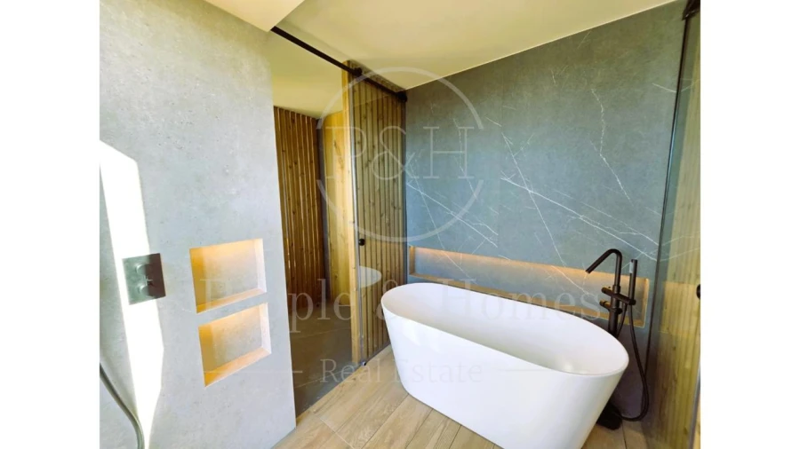 Moradia T5 para Venda em Carcavelos e Parede Foto 29