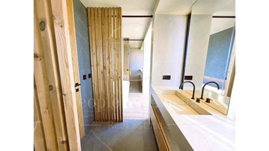 Moradia T5 para Venda em Carcavelos e Parede Foto 28