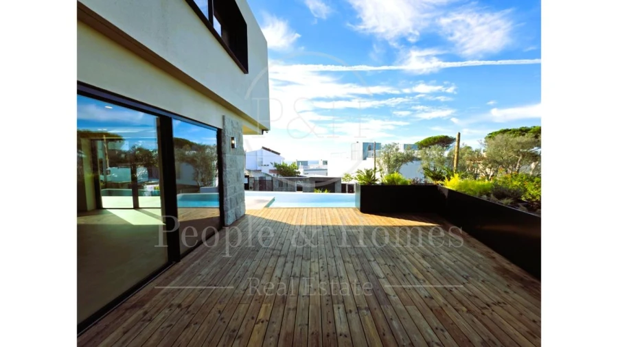 Moradia T5 para Venda em Carcavelos e Parede Foto 6