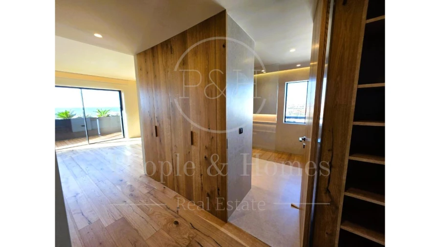 Moradia T5 para Venda em Carcavelos e Parede Foto 38