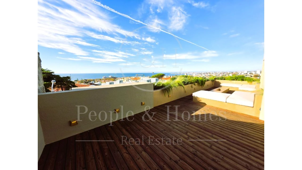 Moradia T5 para Venda em Carcavelos e Parede Foto 23