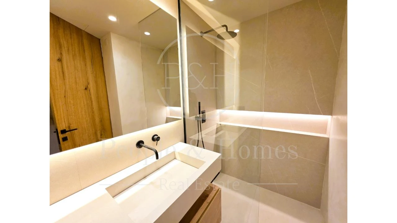 Moradia T5 para Venda em Carcavelos e Parede Foto 35