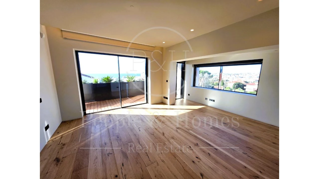 Moradia T5 para Venda em Carcavelos e Parede Foto 40