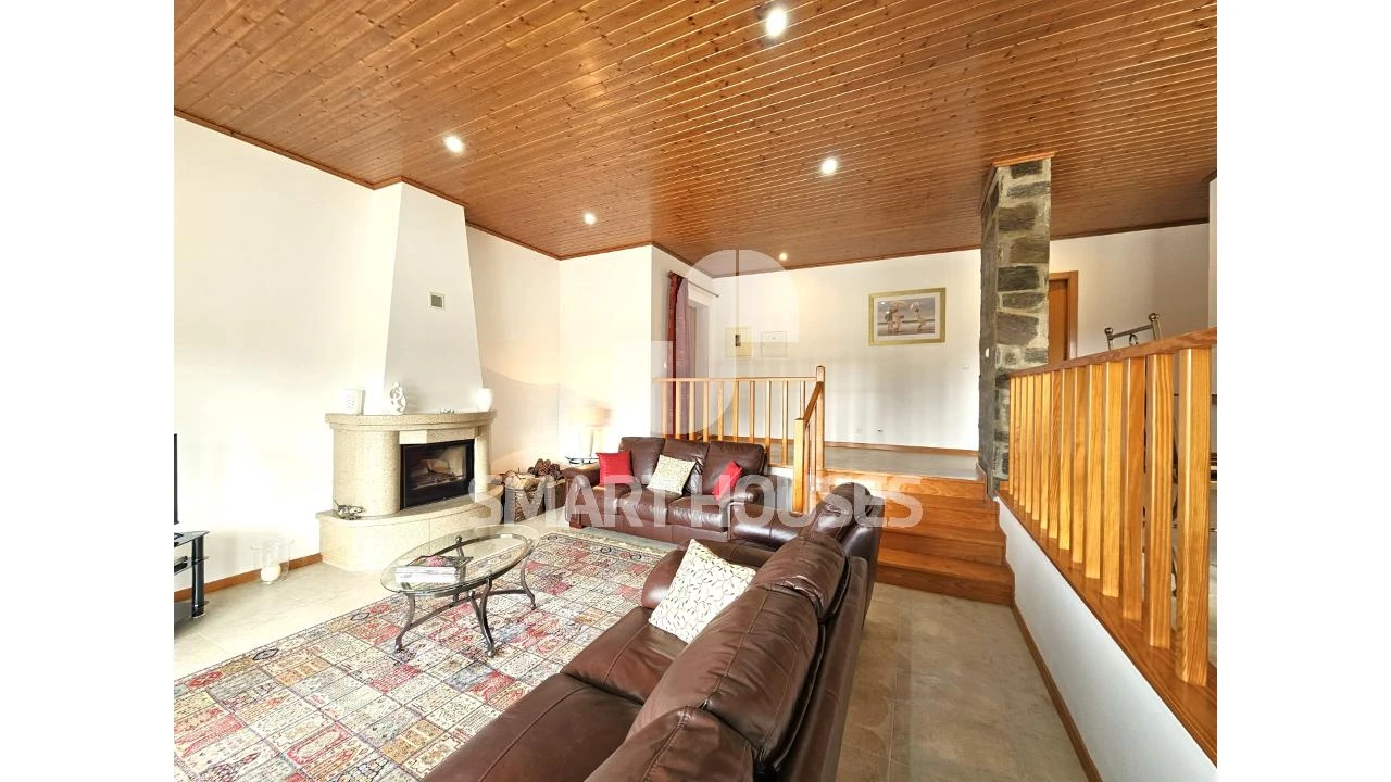 Moradia T3 para Venda em Vila Cova de Alva e Anseriz Foto 2