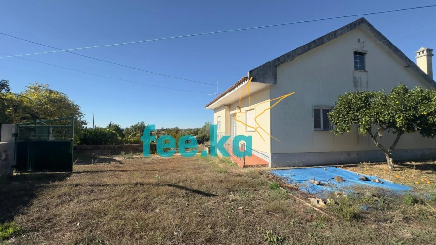 Moradia T2 para Venda em Salgueiro do Campo Foto 10