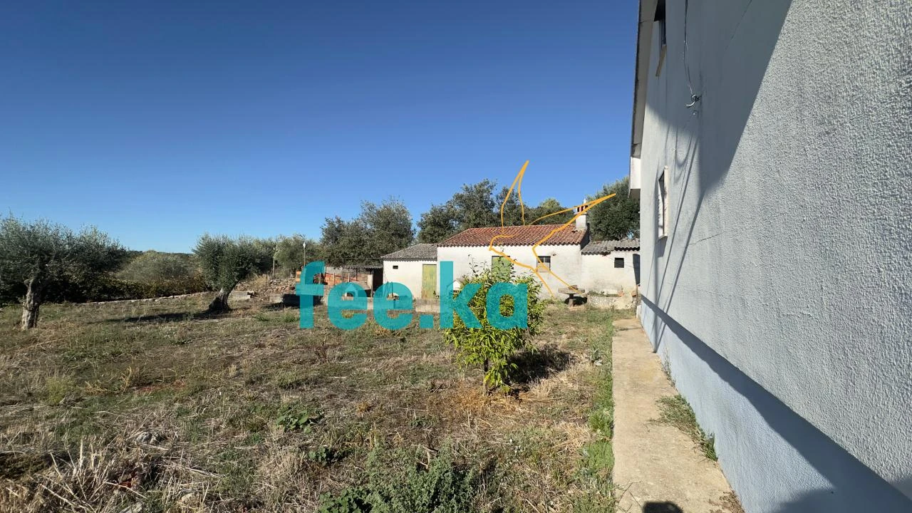 Moradia T2 para Venda em Salgueiro do Campo Foto 11