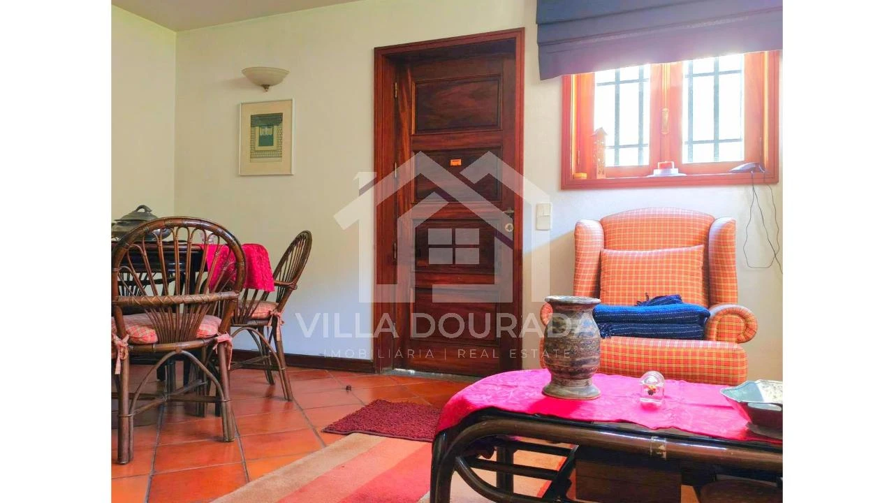 Moradia T5 para Venda em Arcozelo Foto 16