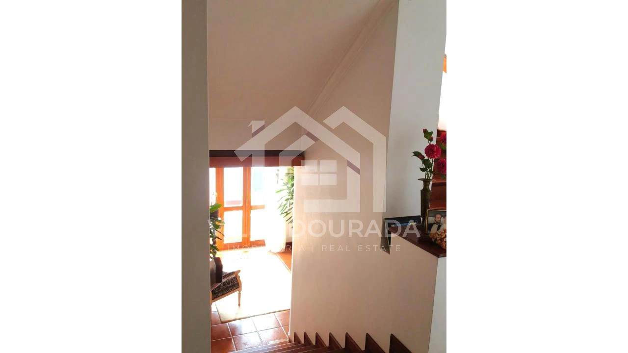 Moradia T5 para Venda em Arcozelo Foto 20