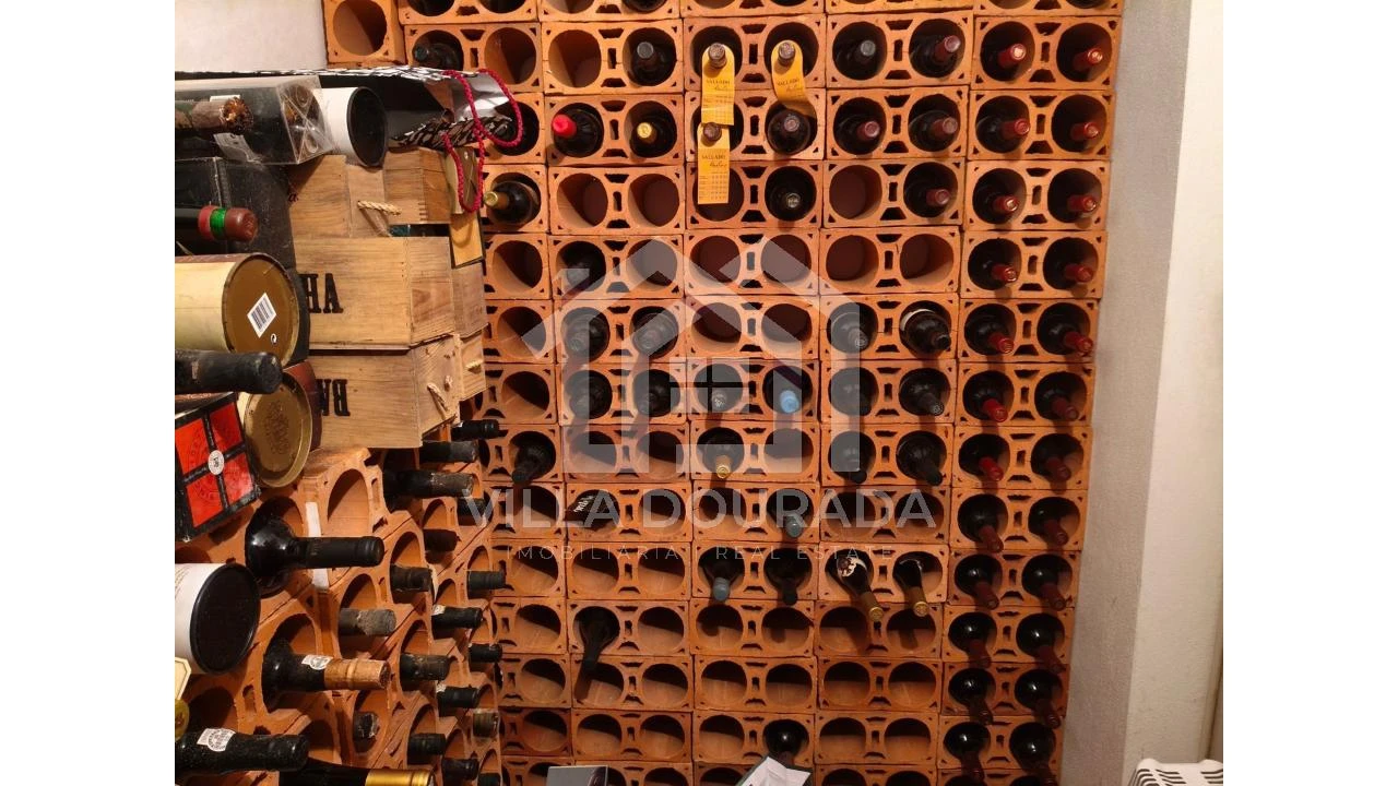 Moradia T5 para Venda em Arcozelo Foto 25