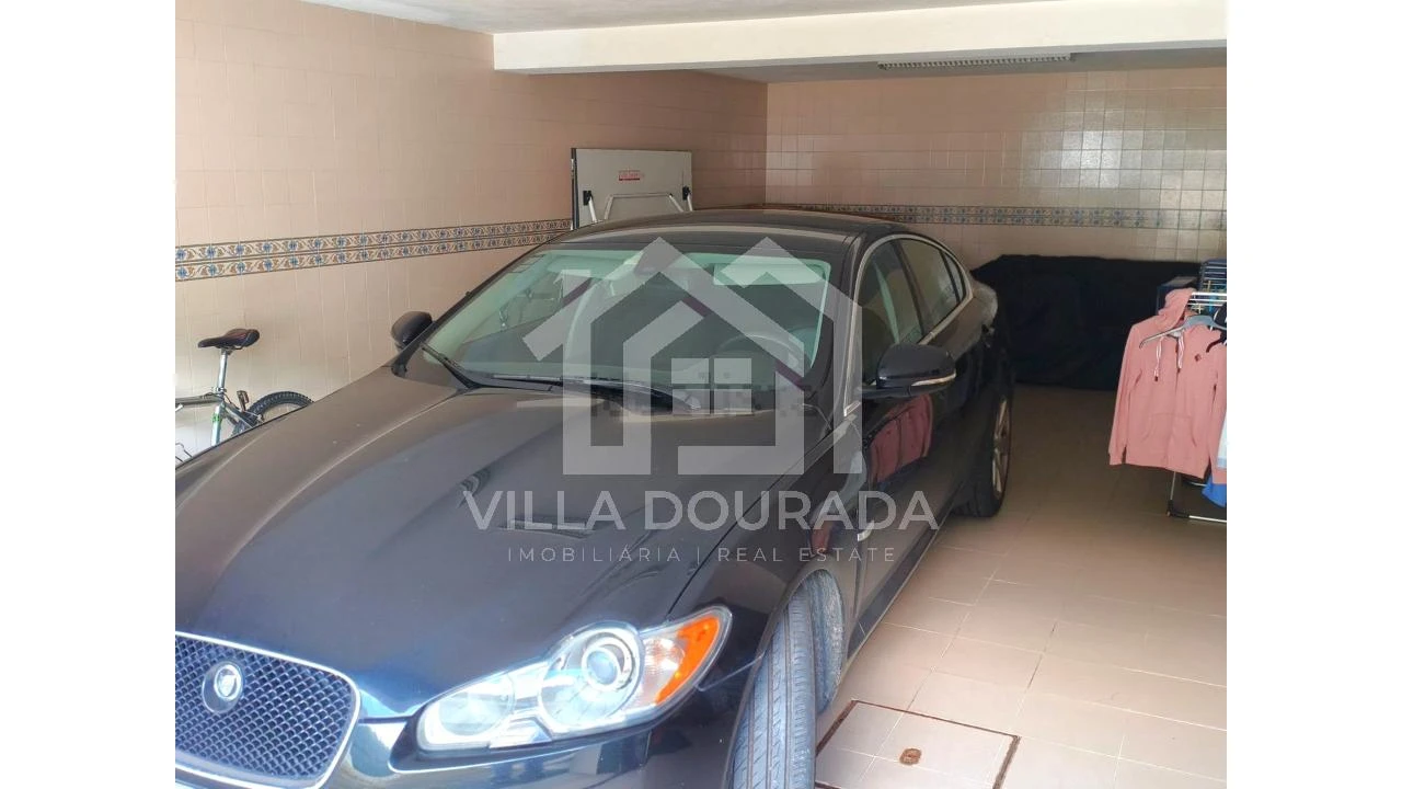 Moradia T5 para Venda em Arcozelo Foto 26