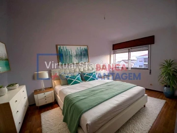Apartamento T4 para Venda em Pinhal Novo