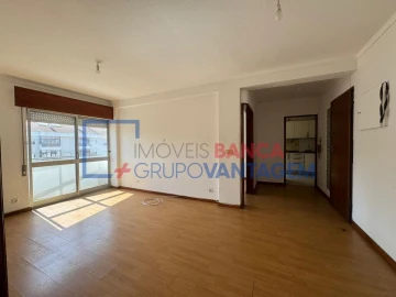 Apartamento T4 para Venda em Pinhal Novo