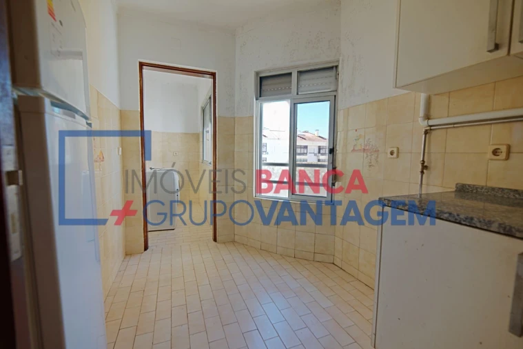 Apartamento T4 para Venda em Pinhal Novo Foto 5