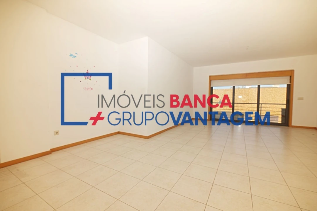 Apartamento T3 para Venda em Pinhal Novo Foto 1