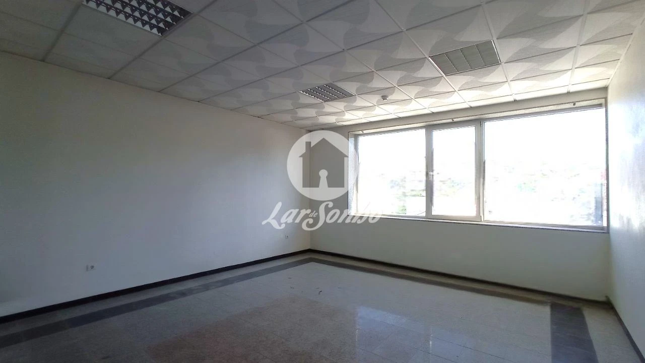 Armazém para Venda em Lemenhe, Mouquim e Jesufrei Foto 15