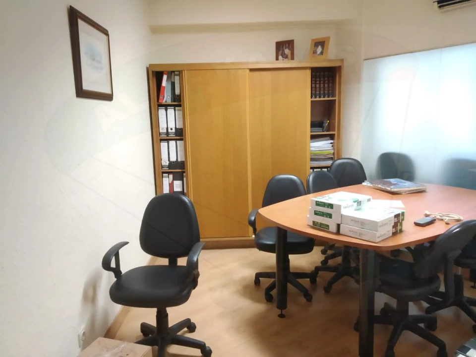 Escritório para Venda em Venteira Foto 5